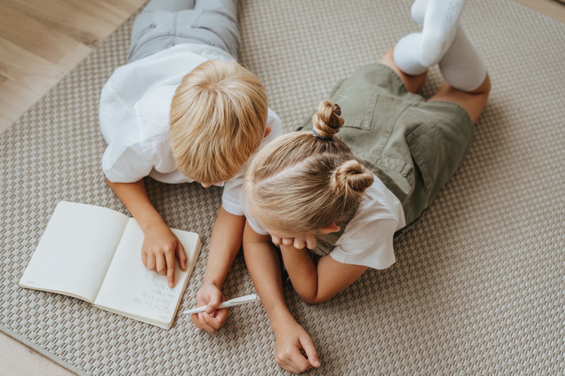 children doing homework